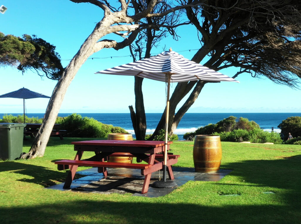 YALLINGUP-BEACH-BBQ-AREA-1024x764