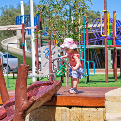 BIG4-Emu-Beach-Playground-900px00-1