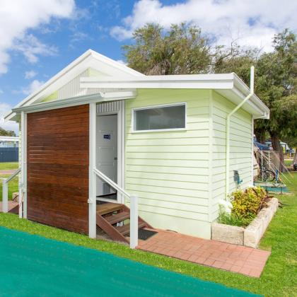 Ensuite-Site-Front-1