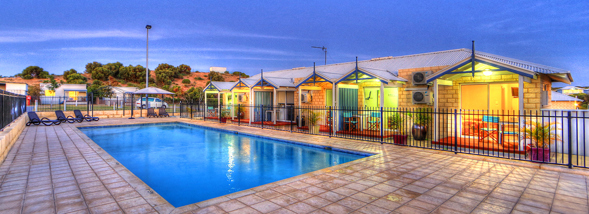Studios_Pool-1
