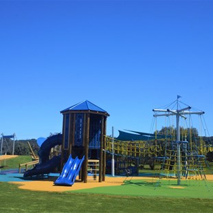 playground-1-002-1
