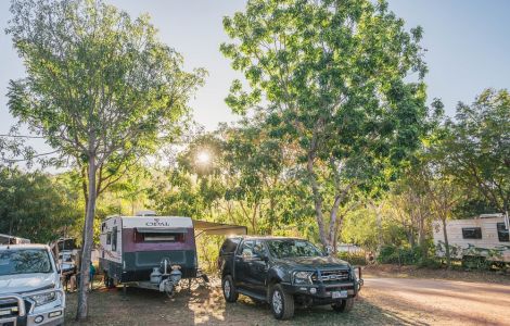 35721_discovery-parks-lake-argyle-powered-site-large-caravan
